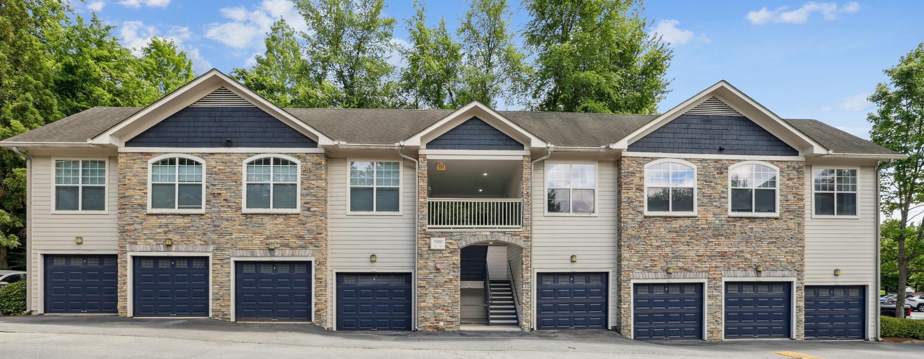 private apartment garages